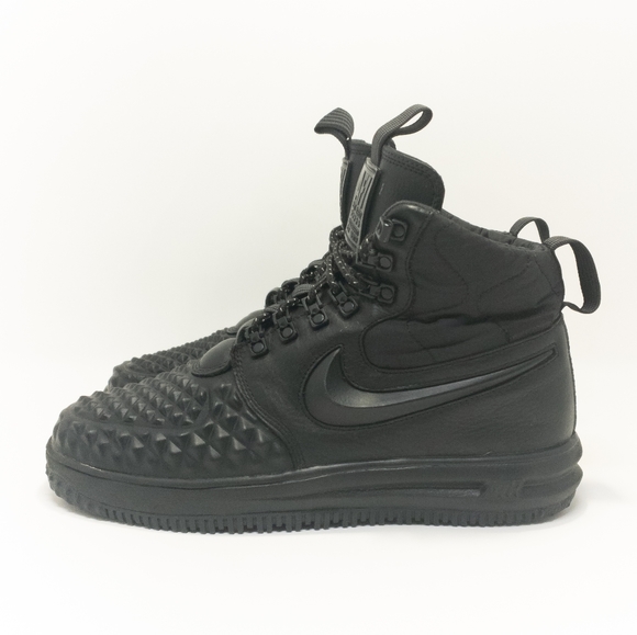 nike black duck boots